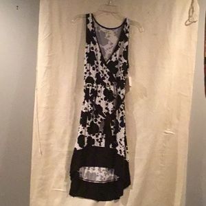Mac and jac black and white dress